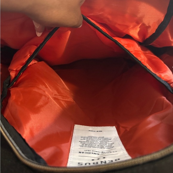 Black Benrus Laptop backpack with multiple pockets - Picture 5 of 5